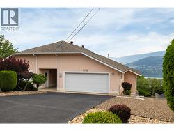 Front view from top of driveway - 