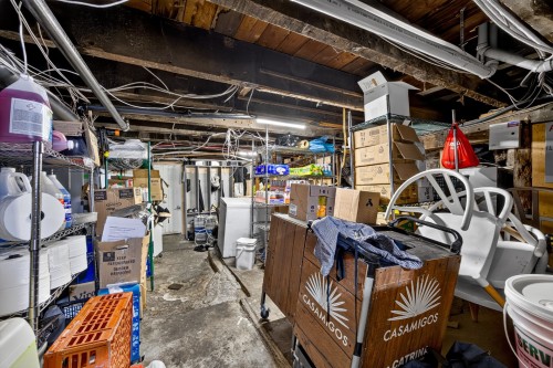 Sous-sol - 121 Rue De La Commune O., Montréal (Ville-Marie), QC - Indoor Photo Showing Basement