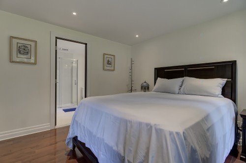 Chambre à coucher - 286 Rue Winters, Baie-D'Urfé, QC - Indoor Photo Showing Bedroom