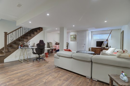 Salle familiale - 286 Rue Winters, Baie-D'Urfé, QC - Indoor Photo Showing Living Room