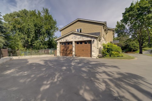 Grange - 286 Rue Winters, Baie-D'Urfé, QC - Outdoor