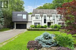 . - 150 SANDRINGHAM DRIVE Toronto, ON M3H 1E3