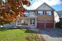 6 NAVY CRESCENT  Brampton, ON L7A 1P4
