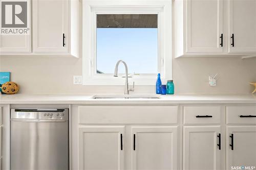 54B Marshall Crescent, Katepwa Beach, SK - Indoor Photo Showing Kitchen
