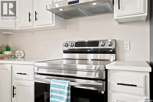 54B Marshall Crescent, Katepwa Beach, SK - Indoor Photo Showing Kitchen