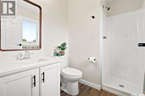 54B Marshall Crescent, Katepwa Beach, SK - Indoor Photo Showing Bathroom