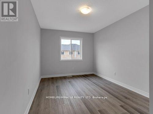 32 Vickers Road, Hamilton, ON - Indoor Photo Showing Other Room