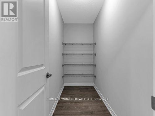 32 Vickers Road, Hamilton, ON - Indoor Photo Showing Other Room