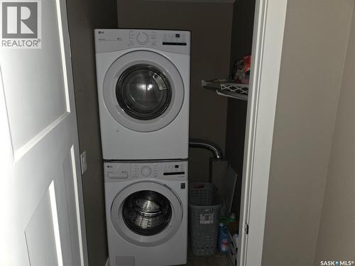 103 115 Shepherd Crescent, Saskatoon, SK - Indoor Photo Showing Laundry Room