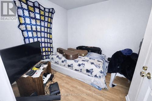 Main level unit - tenanted - 115 Prince Albert Street, Cornwall, ON - Indoor