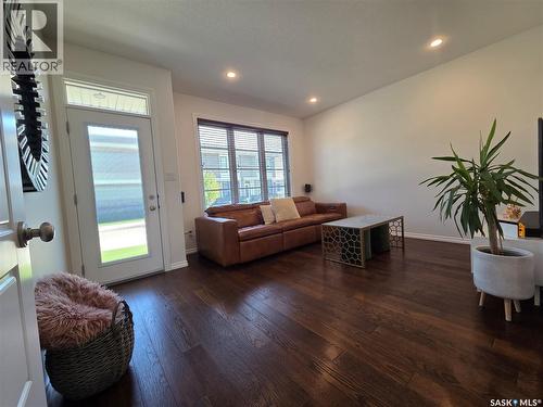 204 3229 Elgaard Drive, Regina, SK - Indoor Photo Showing Living Room