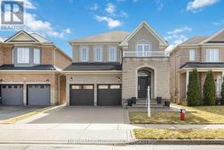 16 BEGONIA CRESCENT  Brampton, ON L7A 0M5