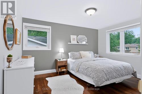 5324 Linbrook Road, Burlington, ON - Indoor Photo Showing Bedroom