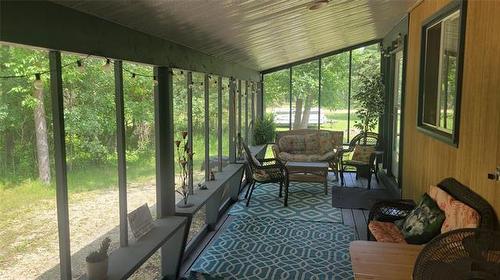 46 Cole Blvd, Gimli Rm, MB -  With Deck Patio Veranda With Exterior