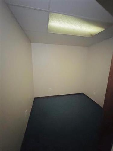 10 Burdick Pl, Winnipeg, MB - Indoor Photo Showing Other Room
