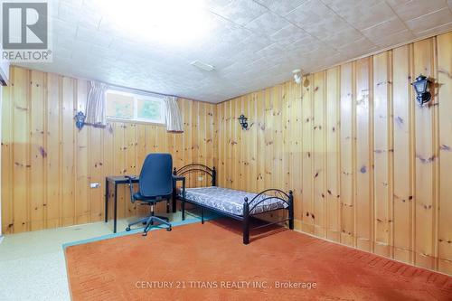 9 Minos Crescent, Toronto, ON - Indoor