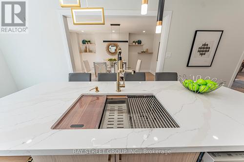 146 Cabinet Crescent, Vaughan, ON - Indoor Photo Showing Dining Room