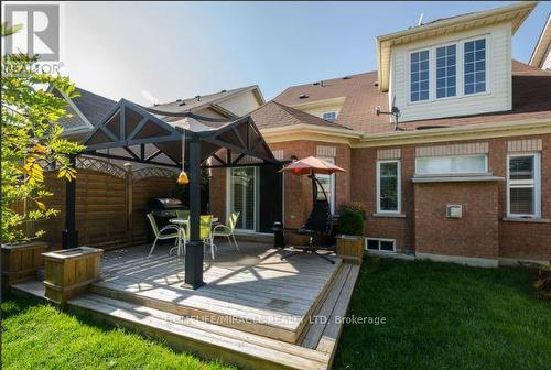 30 Masters Green Crescent, Brampton, ON - Outdoor