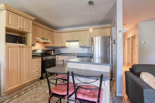 Cuisine - 21-54 Rue De Courcelle, Repentigny (Repentigny), QC - Indoor Photo Showing Kitchen