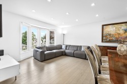 Salon - 