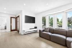 Salon - 
