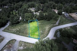 Rue des Hauts-Prés  Cowansville, QC J2K 3W1