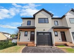 16 Vision CRT  Dieppe, NB E1K 0A8