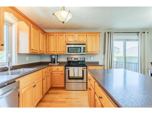 28 Sydney Ave, Riverview, NB 