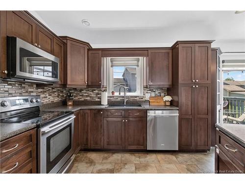 14 Hammond St, Moncton, NB 