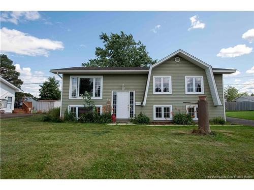 64 Pasadena Dr, Moncton, NB 