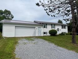 18 Prince William ST St George, NB E5C 3L8