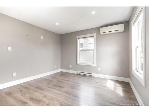 17 Copp St, Dieppe, NB 