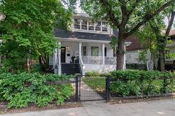 989 Grosvenor AVE  Winnipeg, MB R3M 0M7