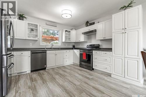 1606 Argyle Avenue, Saskatoon, SK 