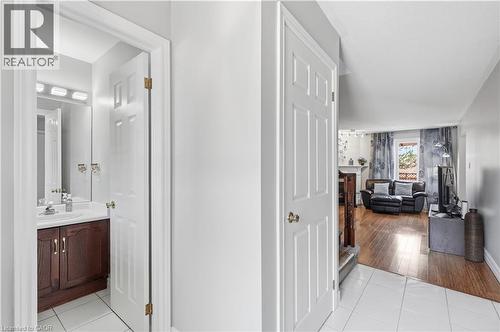 31 Fano Drive, Hamilton, ON - Indoor Photo Showing Other Room