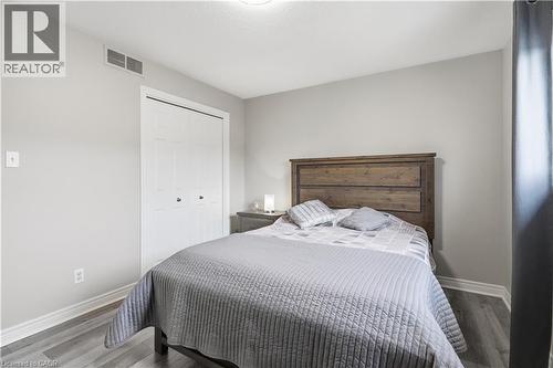31 Fano Drive, Hamilton, ON - Indoor Photo Showing Bedroom