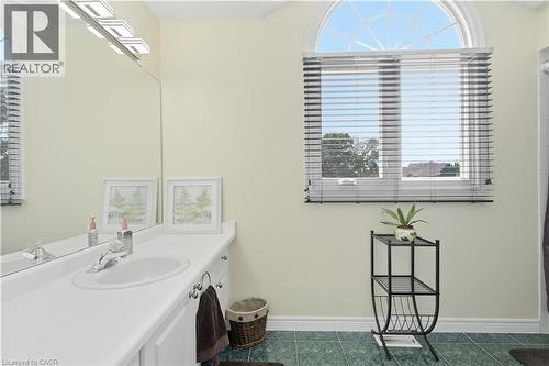 31 Fano Drive, Hamilton, ON - Indoor Photo Showing Other Room