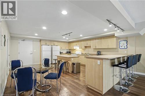 96 University Avenue W, Waterloo, ON - Indoor