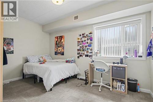 96 University Avenue W, Waterloo, ON - Indoor Photo Showing Bedroom
