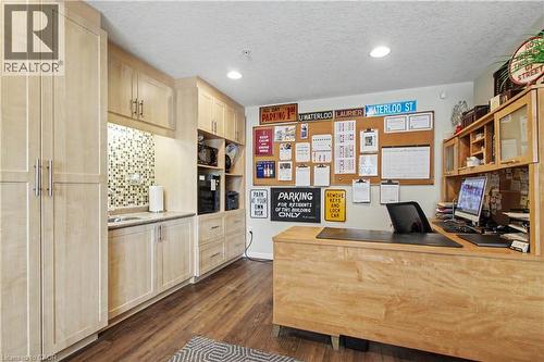 On-site property management office - 96 University Avenue W, Waterloo, ON - Indoor