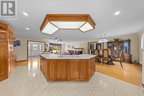 3805 Big Rideau Lake Road, Rideau Lakes, ON - Indoor Photo Showing Other Room