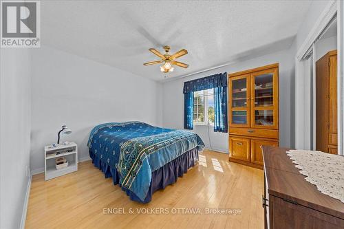 3805 Big Rideau Lake Road, Rideau Lakes, ON - Indoor Photo Showing Bedroom