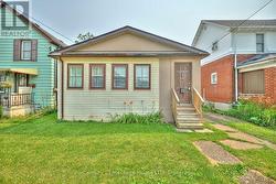 231 DUFFERIN STREET Fort Erie (Central), ON L2A 2T7