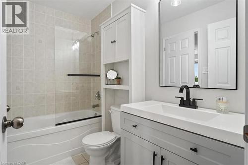 7 Sirente Drive Unit# 7, Hamilton, ON - Indoor Photo Showing Bathroom
