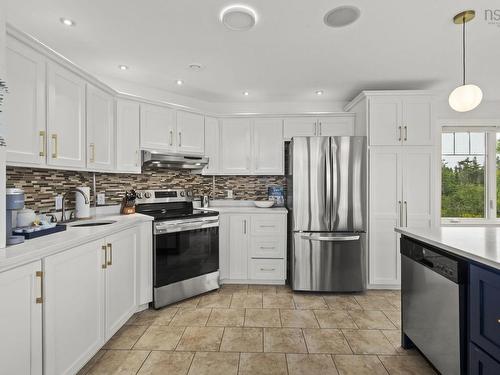 4 Emerald Drive, Three Fathom Harbour, NS - Indoor Photo Showing Kitchen With Upgraded Kitchen