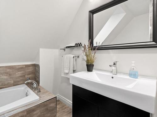 4 Emerald Drive, Three Fathom Harbour, NS - Indoor Photo Showing Bathroom