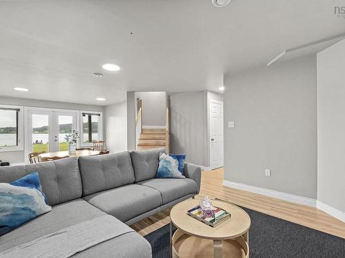 4 Emerald Drive, Three Fathom Harbour, NS - Indoor Photo Showing Living Room