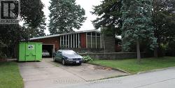 20 WOODMOUNT DRIVE St. Catharines (Burleigh Hill), ON L2T 2X9