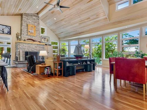 62 Sunnybrook Road, Sunnybrook, NS - Indoor With Fireplace