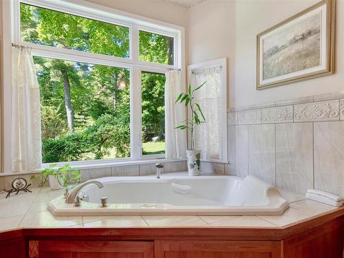 62 Sunnybrook Road, Sunnybrook, NS - Indoor Photo Showing Bathroom